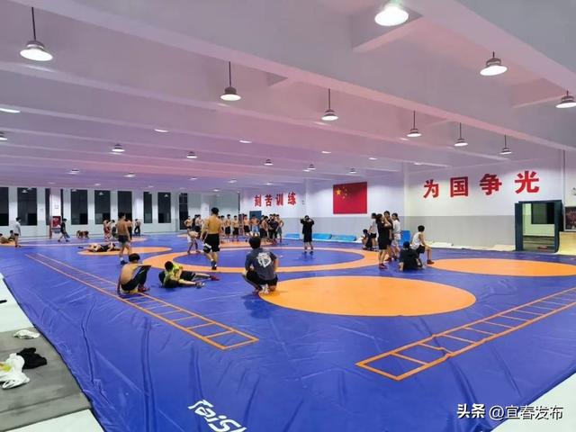 爱游戏