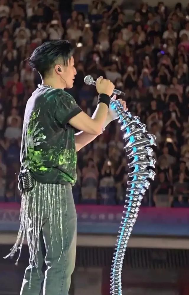 Kza, 的演唱会, 说是香港娱